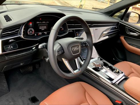 Used 2021 Audi Q7 3.0T Prestige w/ Prestige Package AWD/4WD image 16