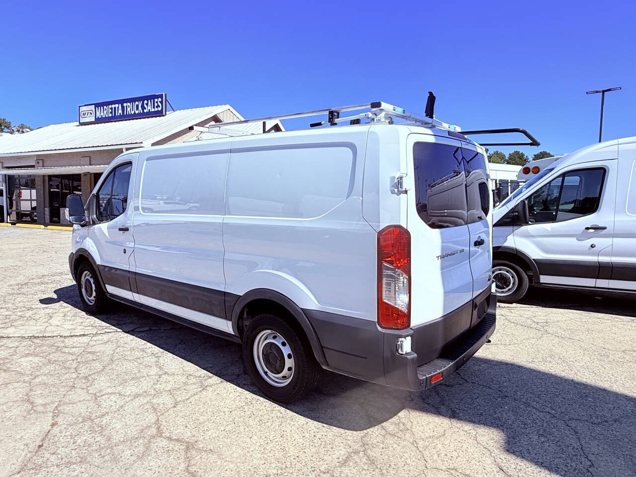 Used 2023 Ford Transit 150 Low Roof RWD image 4