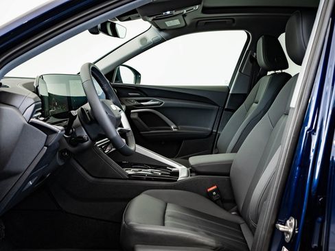 New 2025 Audi Q5 2.0T Premium Plus image 24