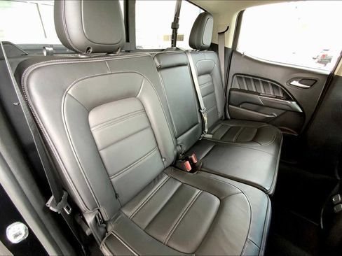 Used 2022 GMC Canyon Denali image 19