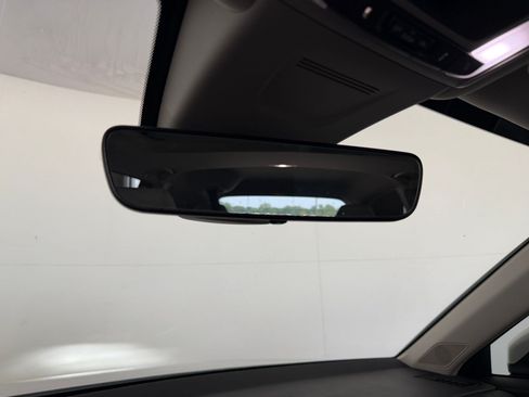 Used 2025 Honda CR-V EX-L image 17