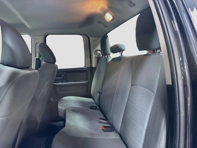 Used 2018 RAM 1500 Express w/ Express Value Package AWD/4WD image 16