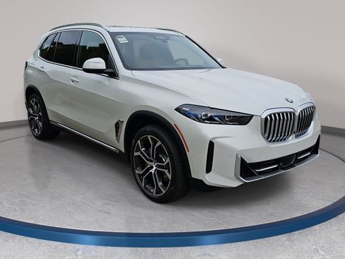 New 2026 BMW X5 xDrive40i AWD/4WD image 3
