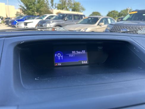 Used 2016 Honda CR-V SE image 27