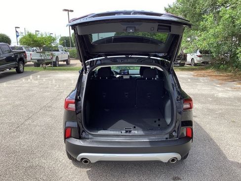 New 2025 Ford Escape Active image 9