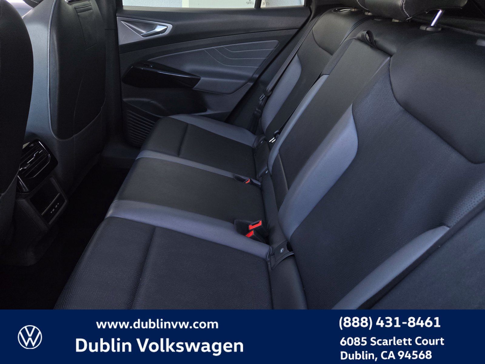 Used 2023 Volkswagen ID.4 S RWD image 12
