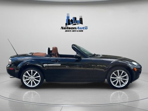 Used 2008 MAZDA MX-5 Miata Grand Touring w/ Premium Pkg image 2