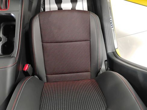 Used 2025 Nissan Kicks SR w/ Illumination Package image 72