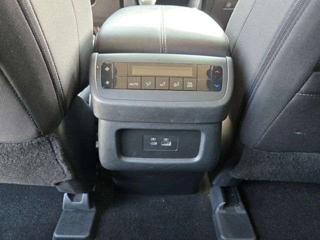 Used 2024 Nissan Pathfinder SV FWD image 13