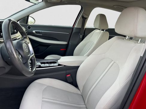 Used 2022 Hyundai Sonata SEL w/ Convenience Package image 6