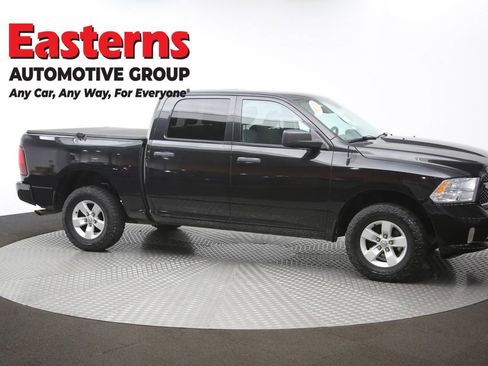 Used 2018 RAM 1500 Express image 46