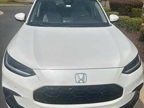 Used 2024 Honda HR-V EX-L image 1