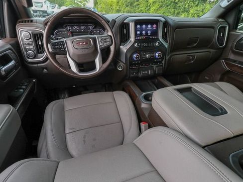 Used 2021 GMC Sierra 1500 SLT AWD/4WD image 16