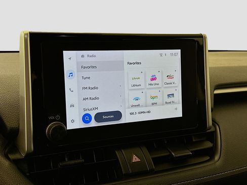 Used 2025 Toyota RAV4 XLE image 21