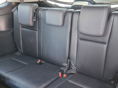 Used 2016 Toyota Highlander Limited Platinum AWD/4WD image 17