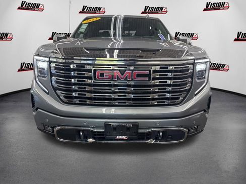Used 2023 GMC Sierra 1500 Denali w/ Denali Reserve Package AWD/4WD image 2
