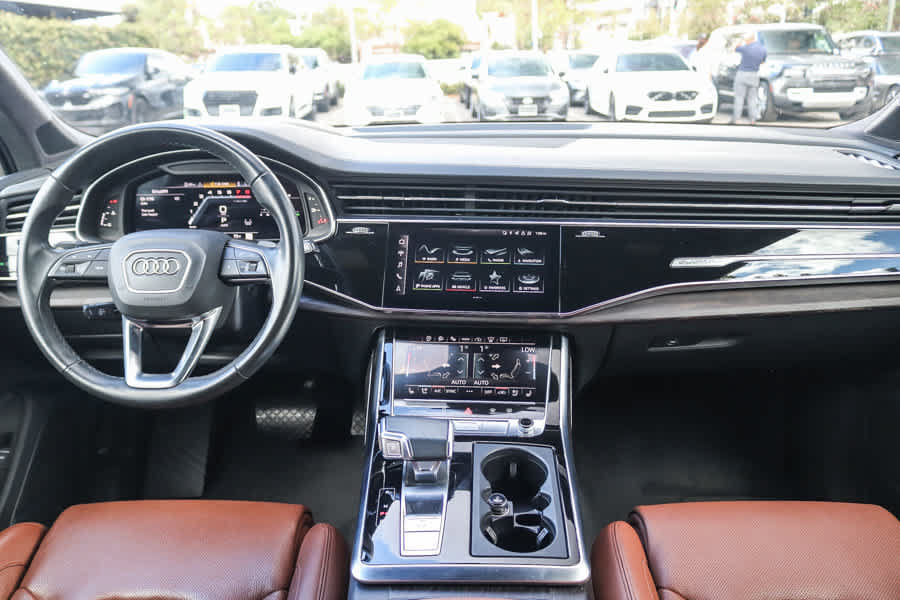 Used 2023 Audi Q7 3.0T Prestige AWD/4WD image 13