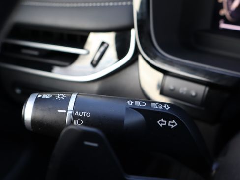 Used 2023 INFINITI QX60 Luxe AWD/4WD image 23