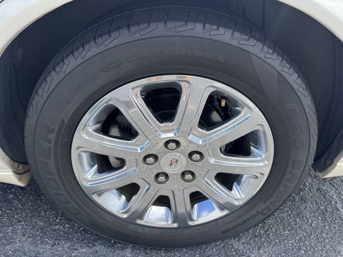 Used 2009 Cadillac DTS FWD image 17
