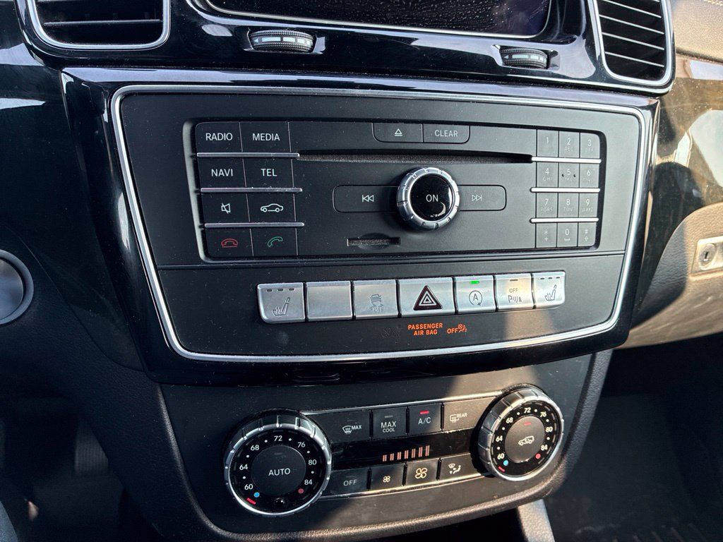 Used 2018 Mercedes-Benz GLS 450 4MATIC image 33