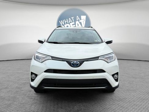 Used 2017 Toyota RAV4 Limited w/ All Weather Liner Package AWD/4WD image 9