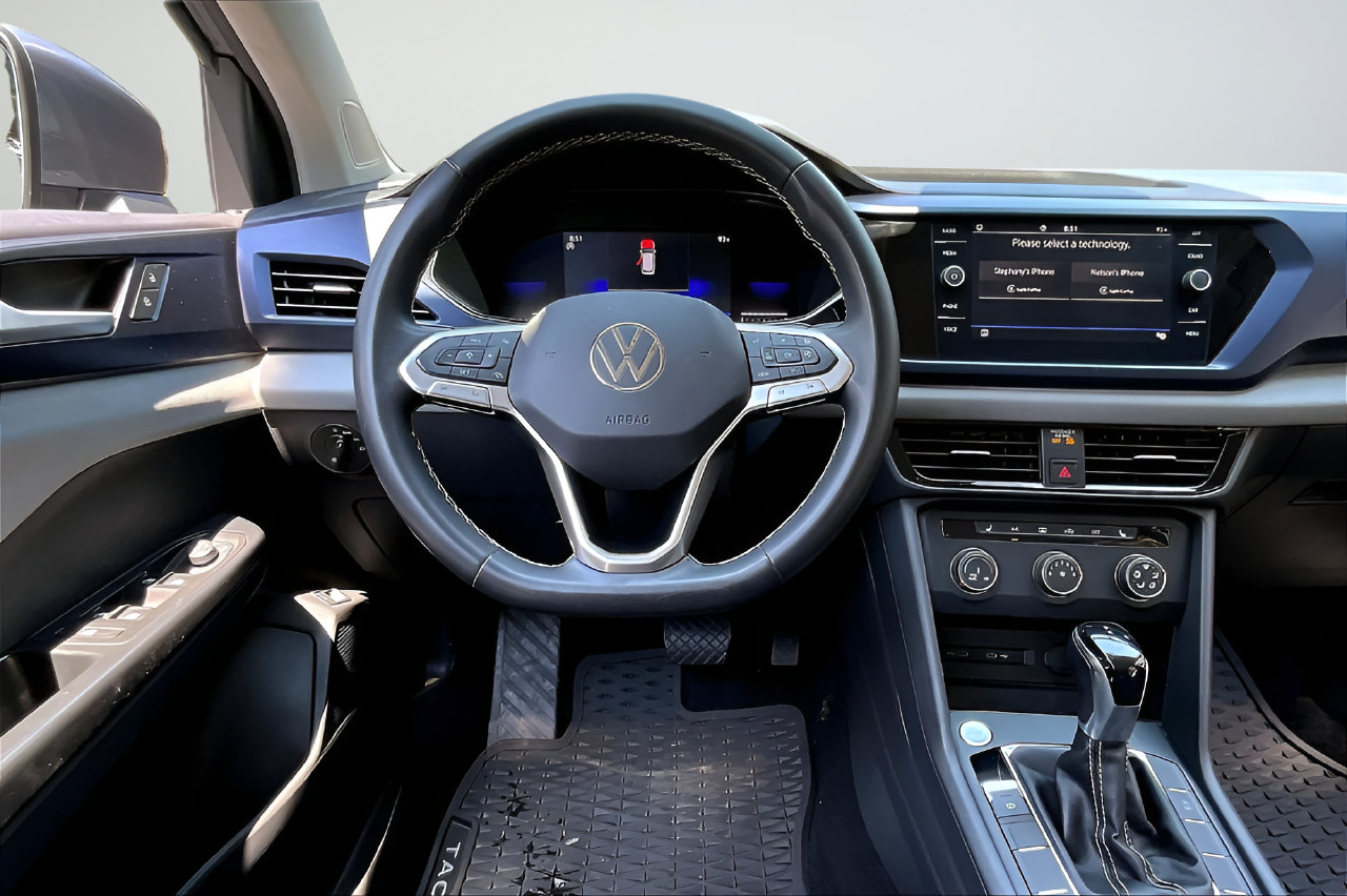 Used 2022 Volkswagen Taos SE w/ IQ.Drive SE Package FWD image 8