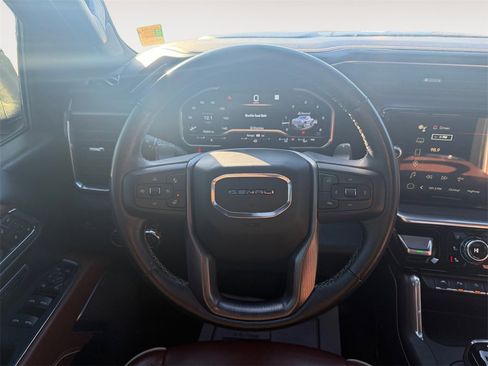 Used 2023 GMC Sierra 1500 Denali Ultimate image 12