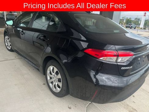 Used 2024 Toyota Corolla LE FWD image 10