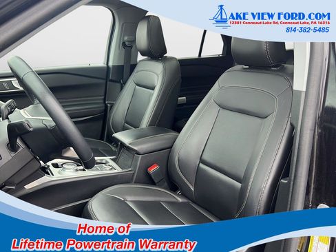 Used 2024 Ford Explorer XLT w/ Equipment Group 202A AWD/4WD image 18