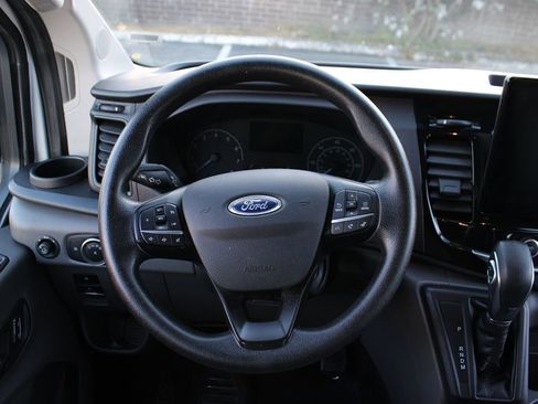 Used 2023 Ford Transit 350 XLT image 18