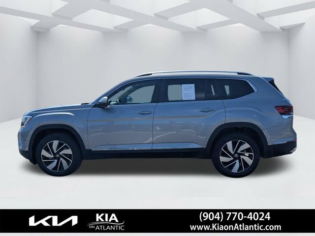 Used 2025 Volkswagen Atlas SEL AWD/4WD image 6