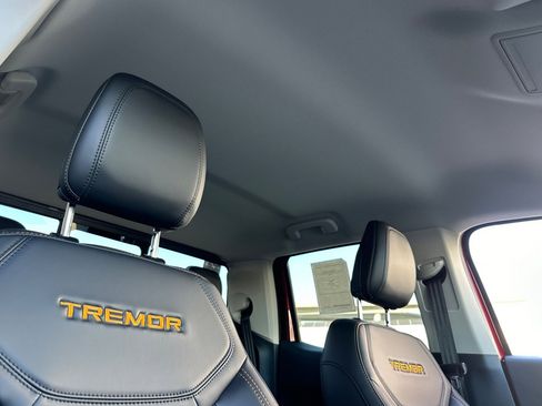 New 2025 Ford Maverick Tremor image 15