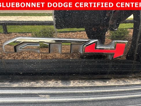 Used 2022 GMC Yukon AT4 w/ AT4 Premium Plus Package AWD/4WD image 12