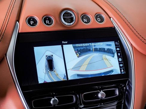 Used 2023 Aston Martin DBX 707 image 27