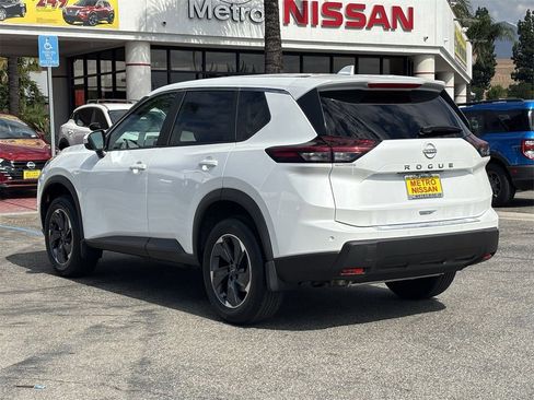 New 2026 Nissan Rogue SV image 4
