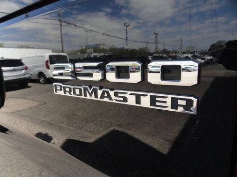 Used 2023 RAM ProMaster 2500 FWD image 5