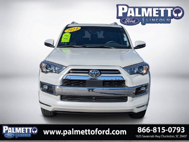 Used 2024 Toyota 4Runner Limited AWD/4WD image 7
