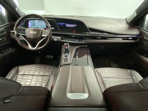 Used 2021 Cadillac Escalade ESV Sport Platinum w/ LPO, ONYX Package image 24