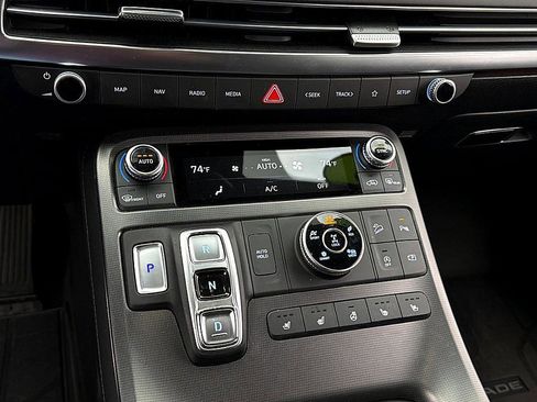 Certified 2025 Hyundai Palisade Calligraphy image 16