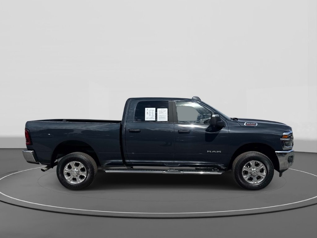 Used 2025 RAM 2500 Big Horn AWD/4WD image 3