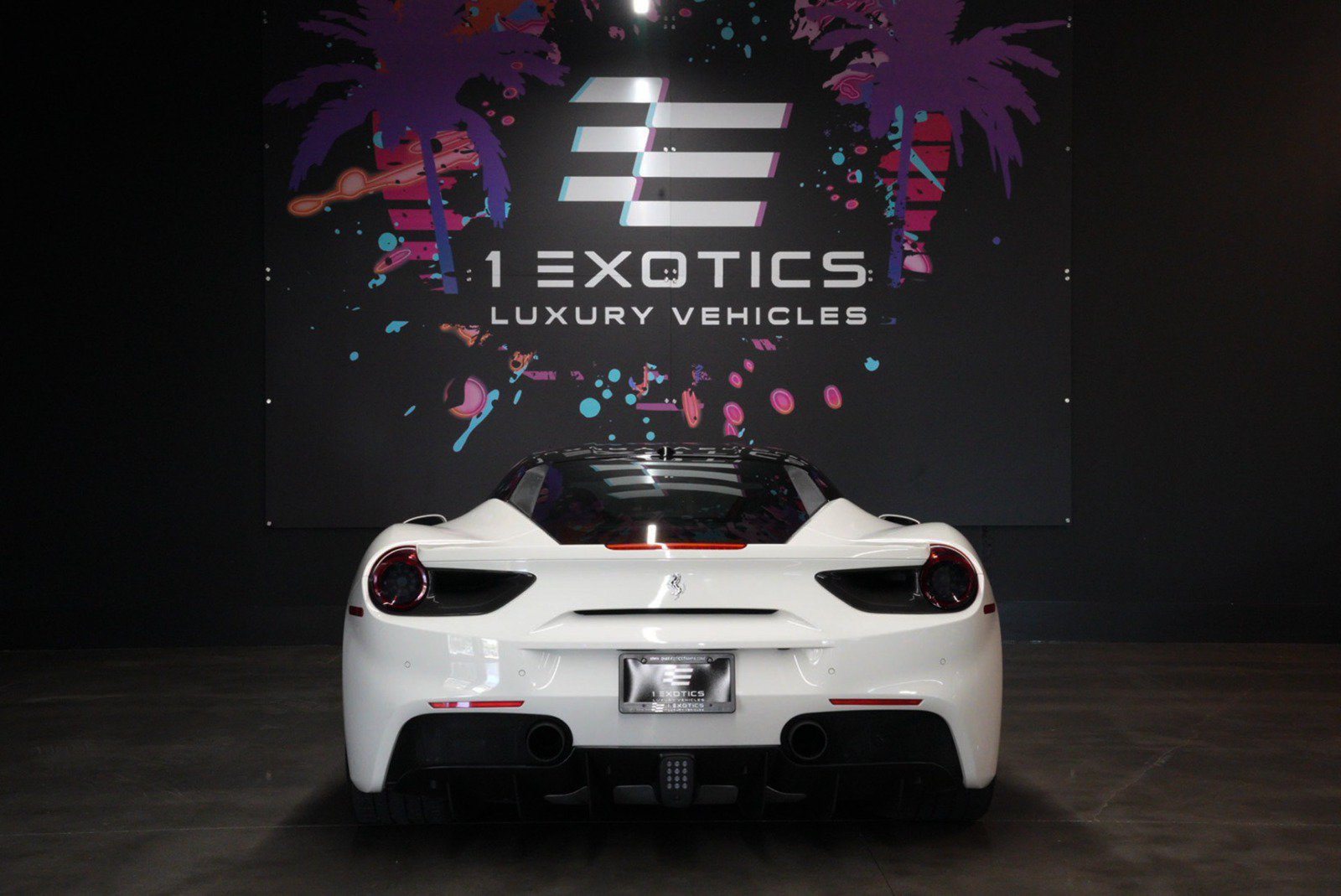 Used 2018 Ferrari 488 GTB RWD image 5