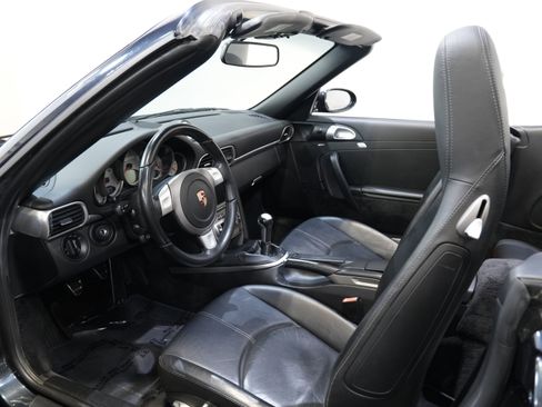 Used 2006 Porsche 911 Carrera 4S AWD/4WD image 27