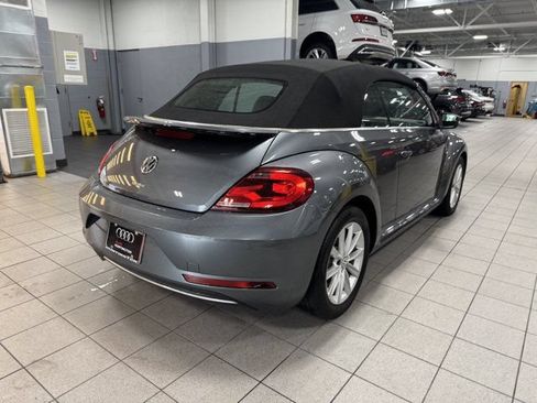 Used 2019 Volkswagen Beetle 2.0T SE FWD image 36