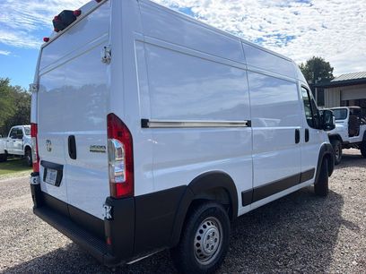 Used 2025 RAM ProMaster 2500 w/ Convenience Group