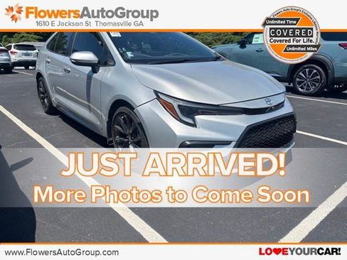 Used 2024 Toyota Corolla SE FWD image 1