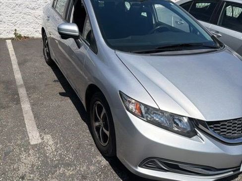 Used 2015 Honda Civic SE image 2