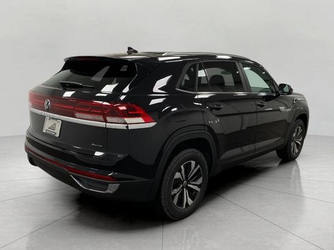 New 2026 Volkswagen Atlas Cross Sport SE AWD/4WD image 3