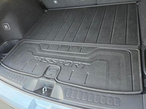 Certified 2025 Honda Passport EX-L image 18