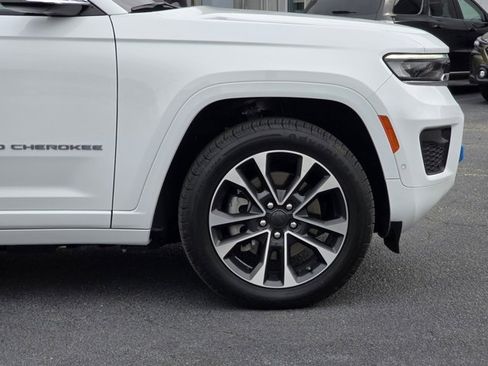 Used 2022 Jeep Grand Cherokee Overland image 7