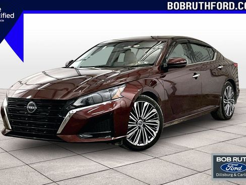 Used 2023 Nissan Altima 2.5 SL image 1